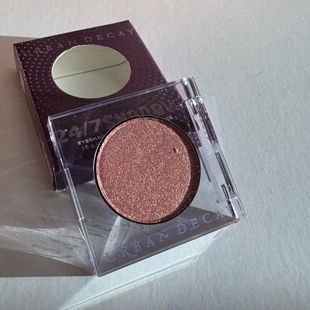 Brand New URBAN DECAY COSMETICS 24/7 Eyeshadow In Bad Seed Warm Pink Shimmer - Picture 4 of 7